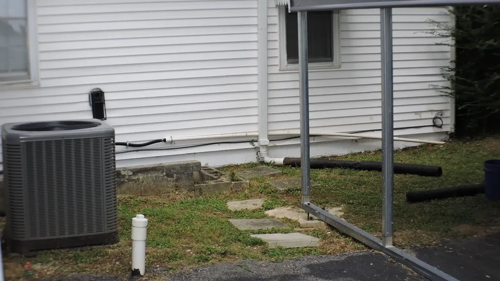 463 E High Street Owingsville KY 40360