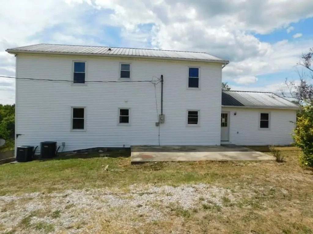 1577 Willisburg Road Lawrenceburg KY 40342