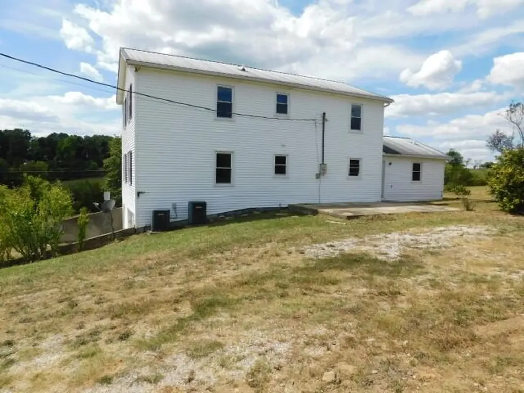 1577 Willisburg Road Lawrenceburg KY 40342