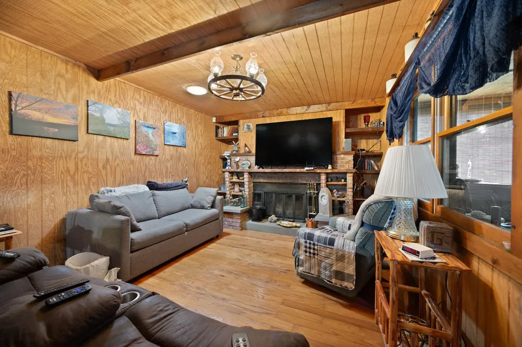 353 Timber Ridge Road Nancy KY 42544
