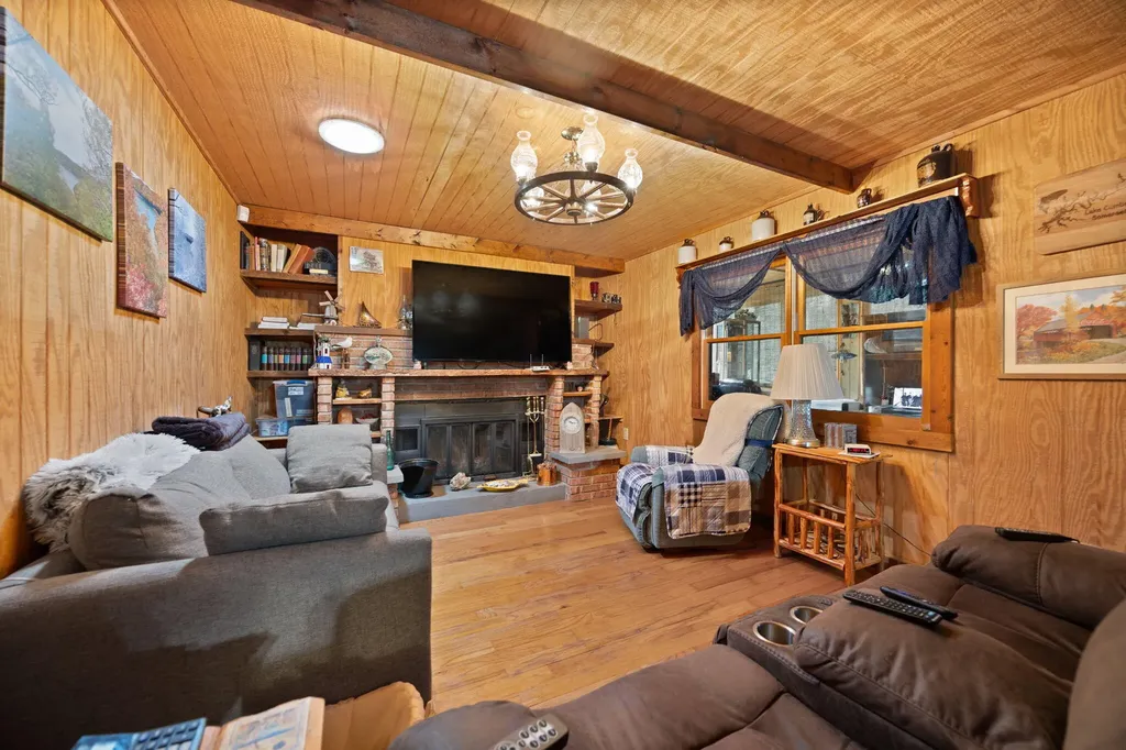 353 Timber Ridge Road Nancy KY 42544