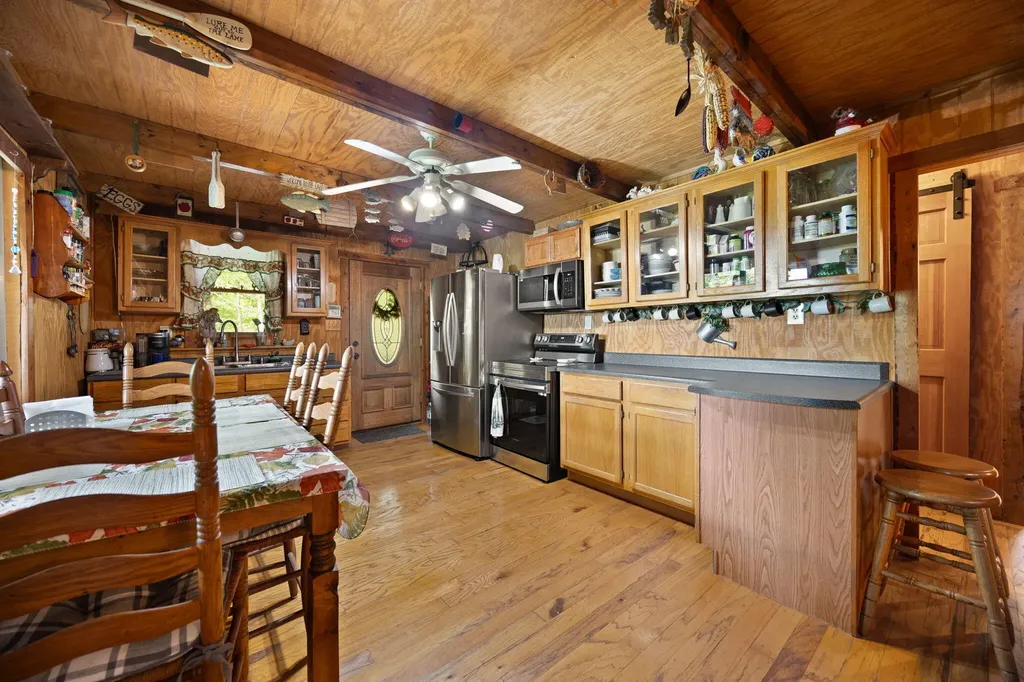 353 Timber Ridge Road Nancy KY 42544