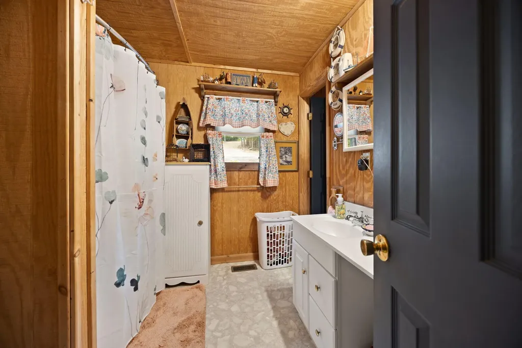 353 Timber Ridge Road Nancy KY 42544