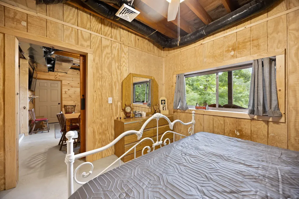 353 Timber Ridge Road Nancy KY 42544