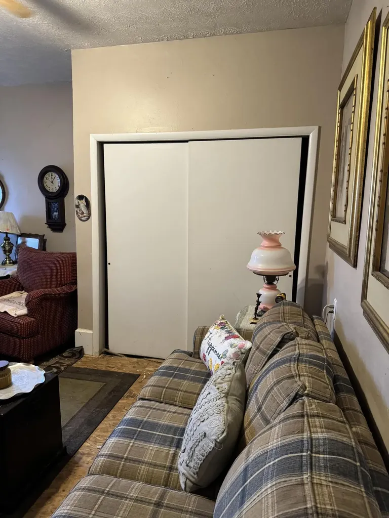3954 Wallingford Road Flemingsburg KY 41041