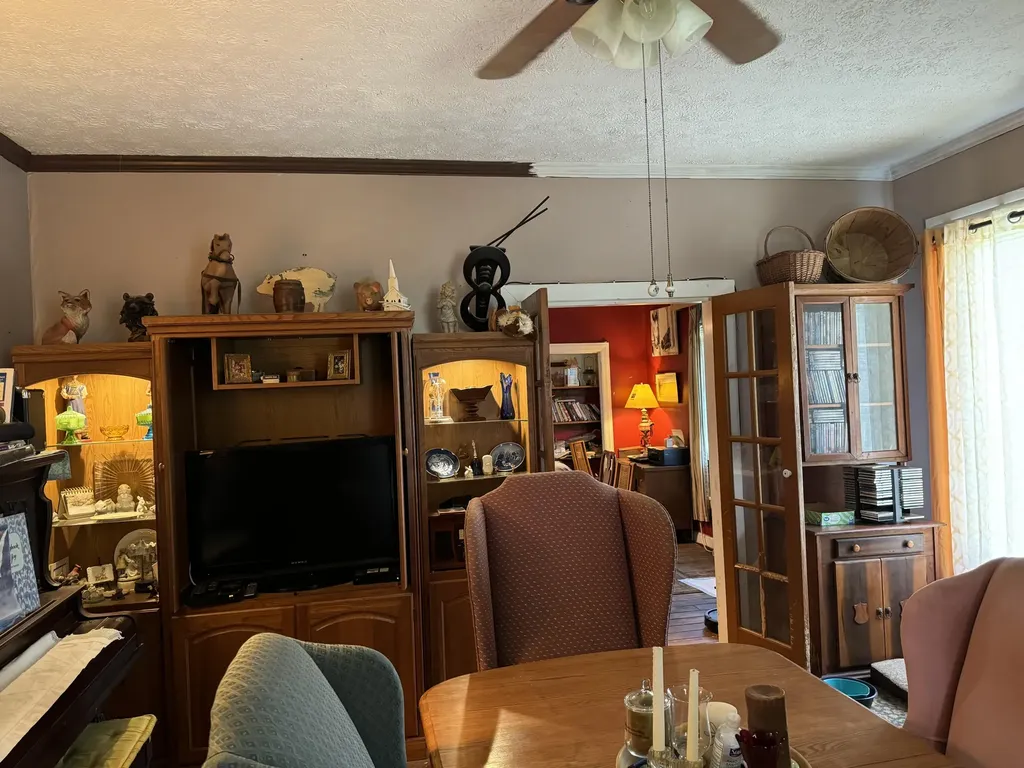 3954 Wallingford Road Flemingsburg KY 41041