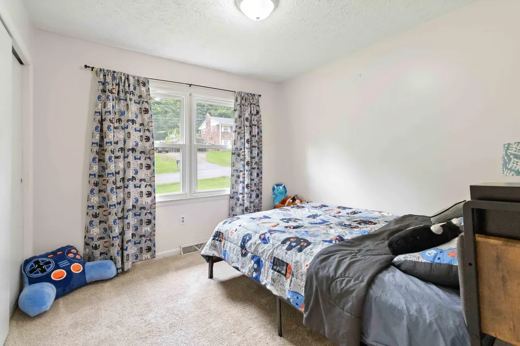 275 Oaklawn Circle Corbin KY 40701