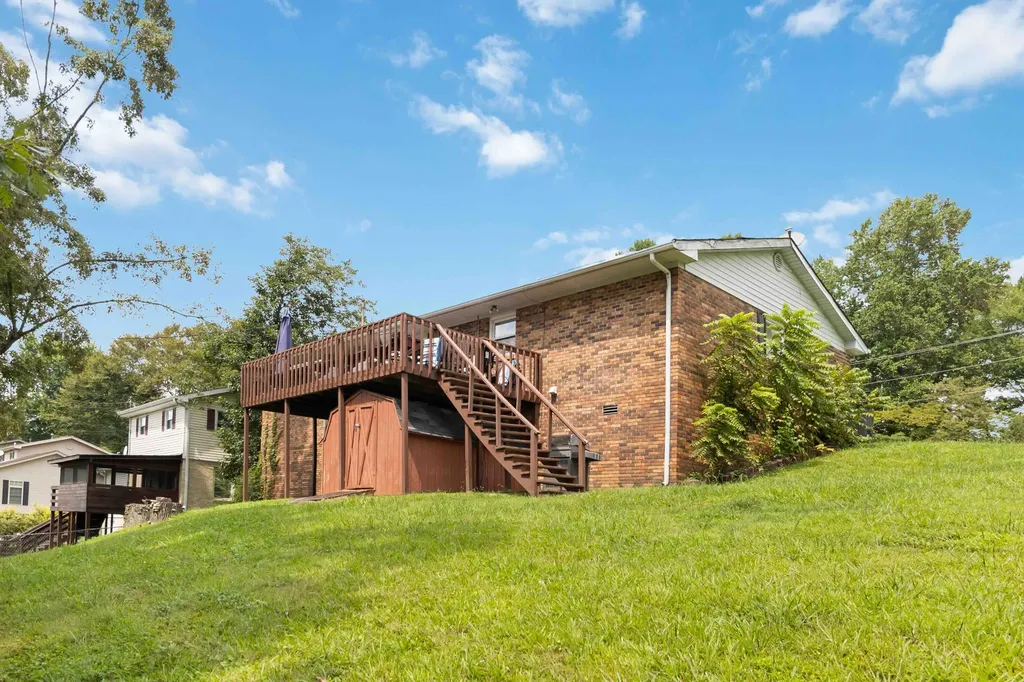 275 Oaklawn Circle Corbin KY 40701