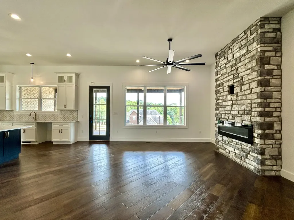 442 Woods Edge Drive Somerset KY 42503