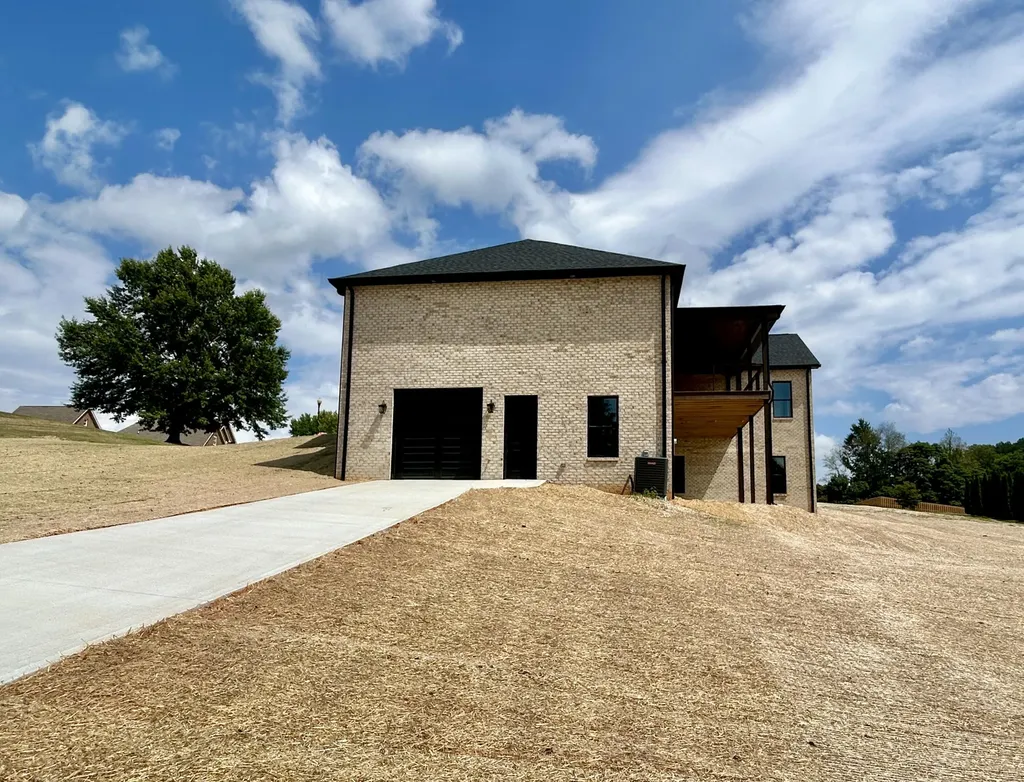 442 Woods Edge Drive Somerset KY 42503