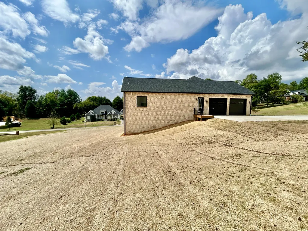 442 Woods Edge Drive Somerset KY 42503