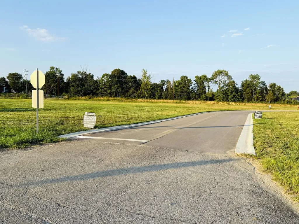101 Carlton Crossing Lawrenceburg KY 40342