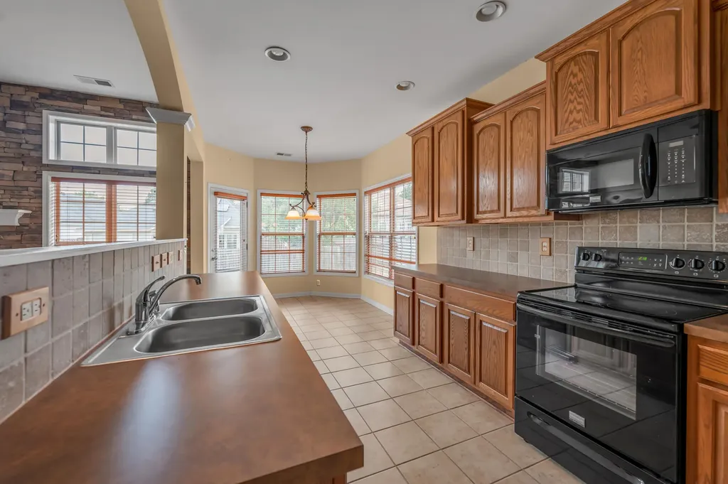 520 Madison Point Drive Lexington KY 40515