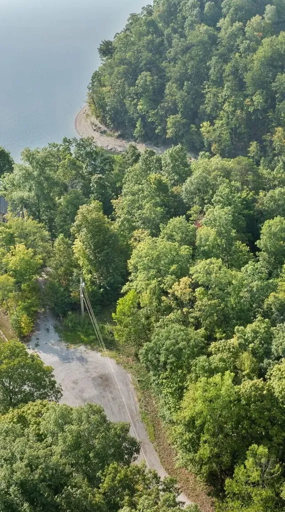 Lot 24 Restful Run Nancy KY 42544