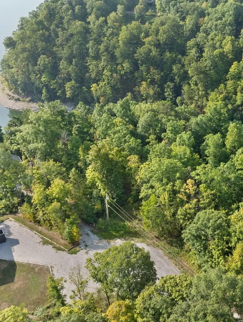 Lot 24 Restful Run Nancy KY 42544