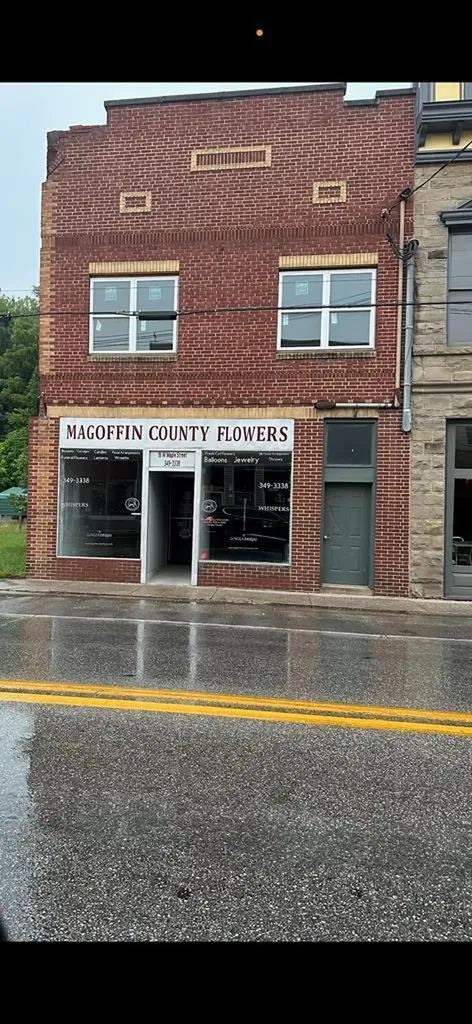 18 Maple Street Salyersville KY 41465