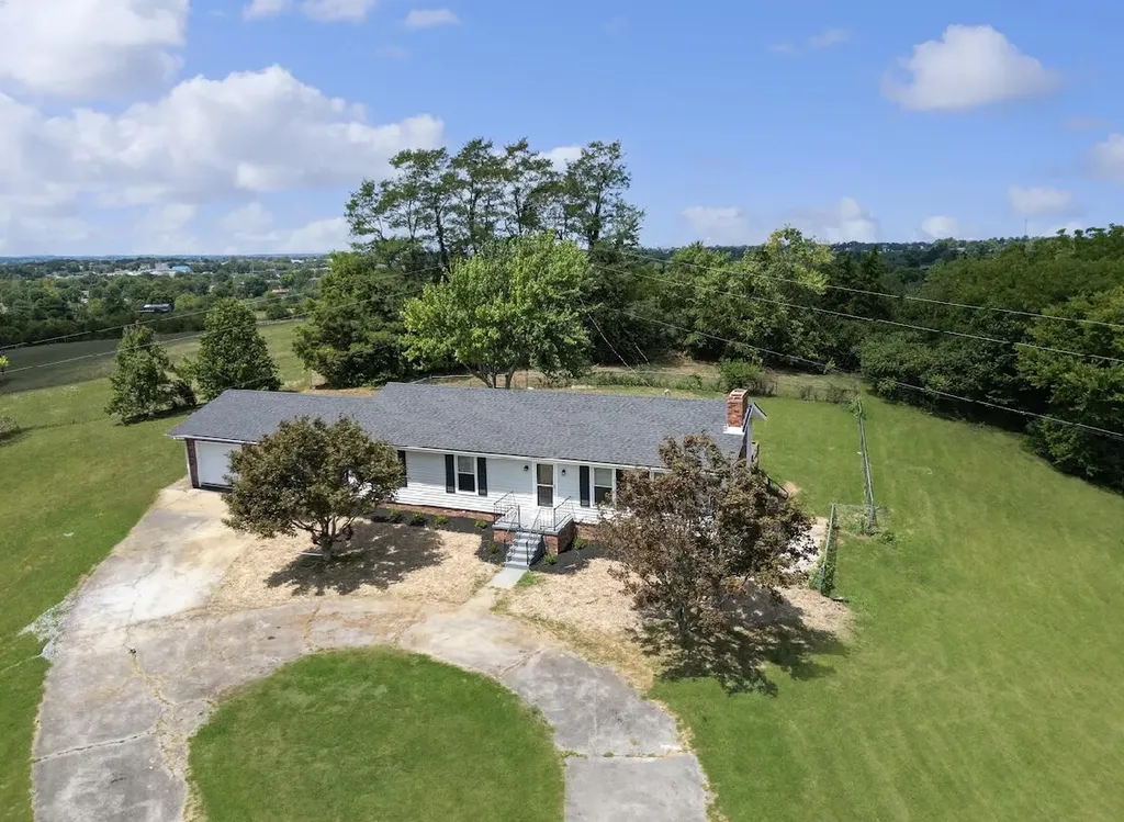 195 Windswept Road Lancaster KY 40444