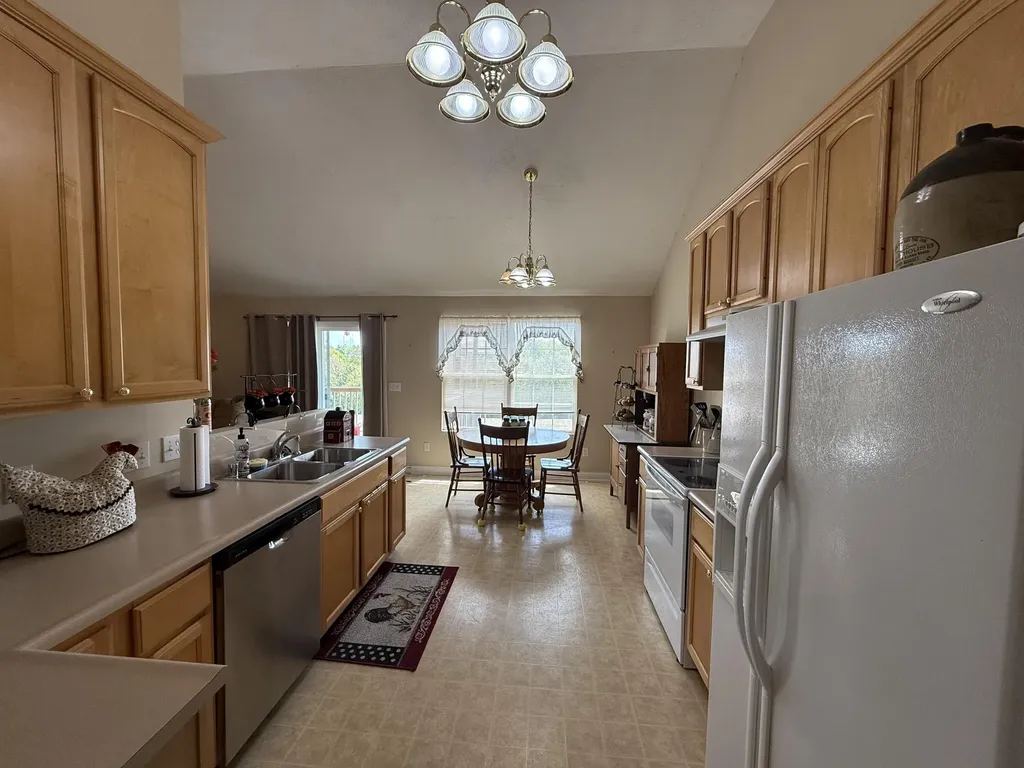 339 Deer Run Lancaster KY 40444