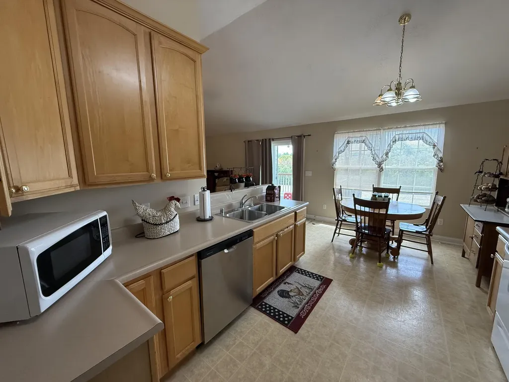 339 Deer Run Lancaster KY 40444