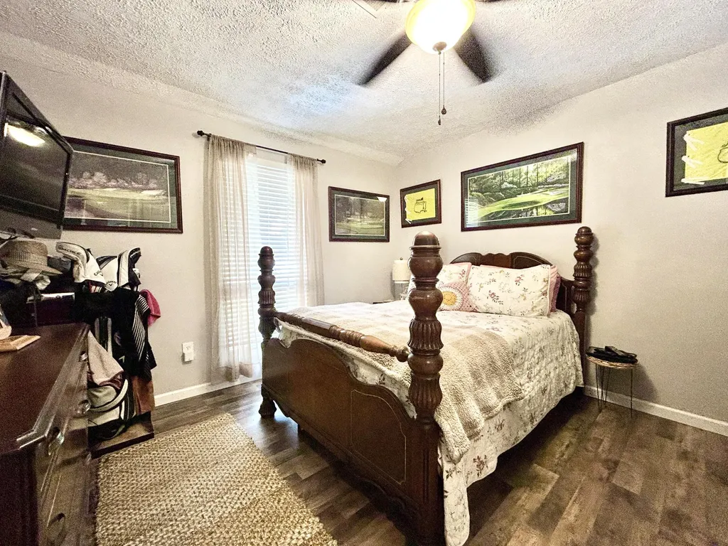 48-3 Woodson Bend Resort Bronston KY 42518