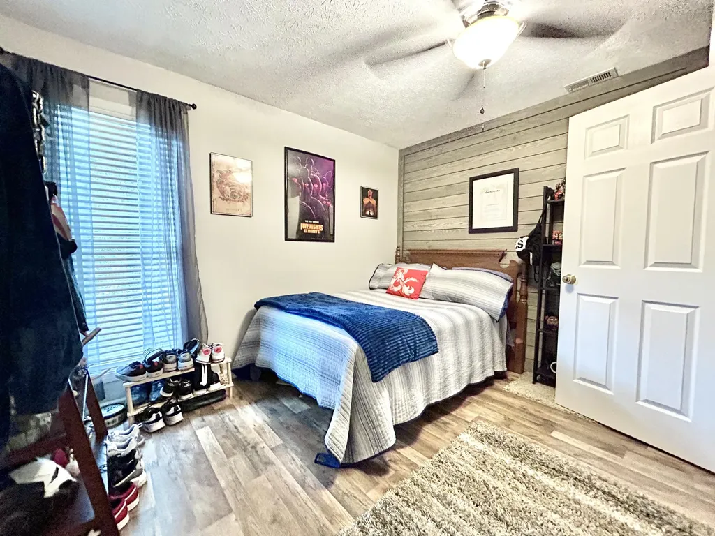 48-3 Woodson Bend Resort Bronston KY 42518