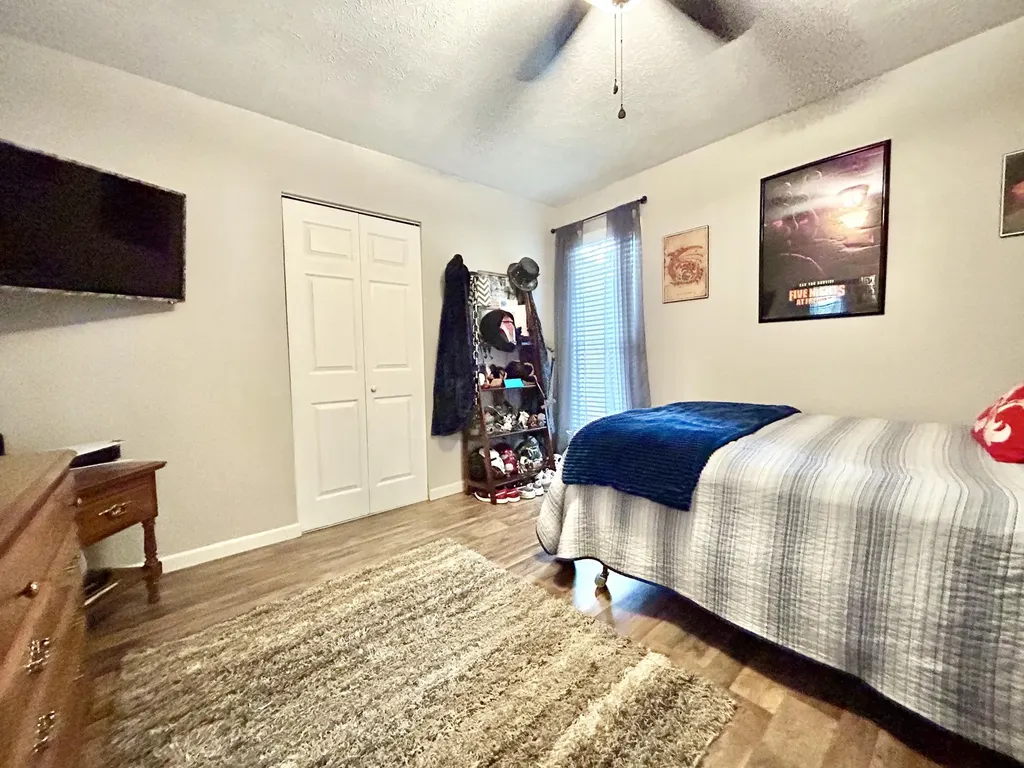 48-3 Woodson Bend Resort Bronston KY 42518