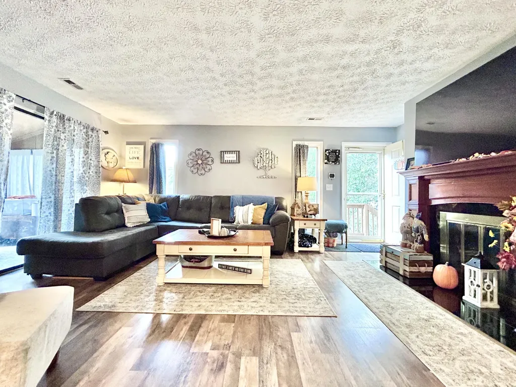 48-3 Woodson Bend Resort Bronston KY 42518