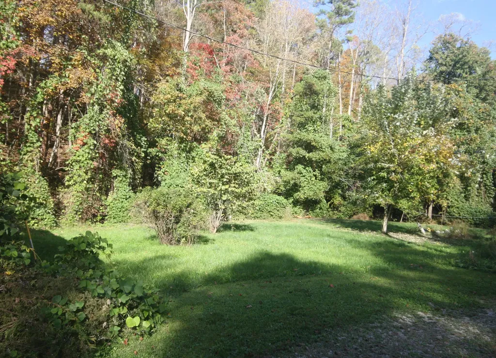 135 Ky-3445 Mckee KY 40447