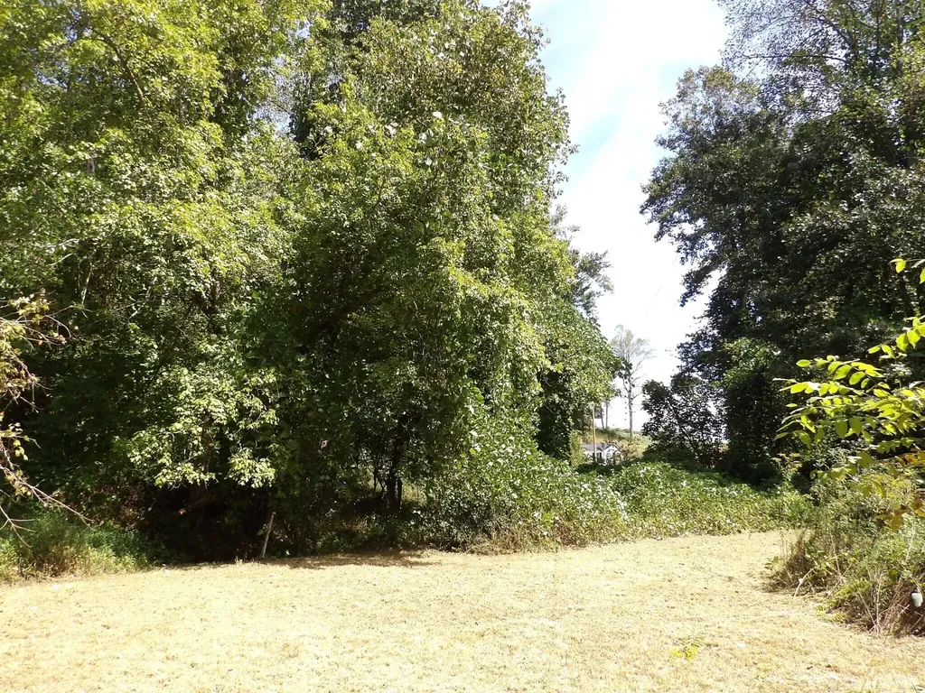 135 Ky-3445 Mckee KY 40447