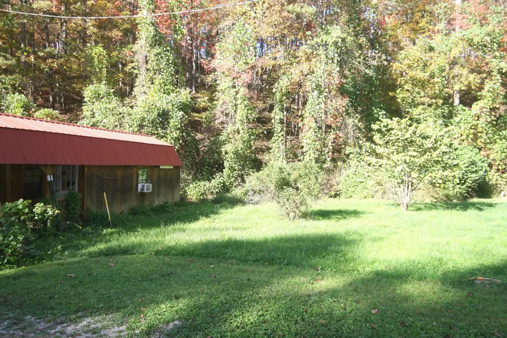 135 Ky-3445 Mckee KY 40447