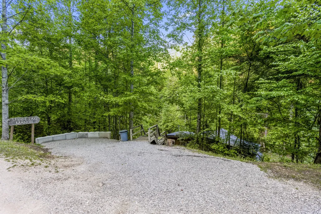 404 Paradise Drive Rogers KY 41365