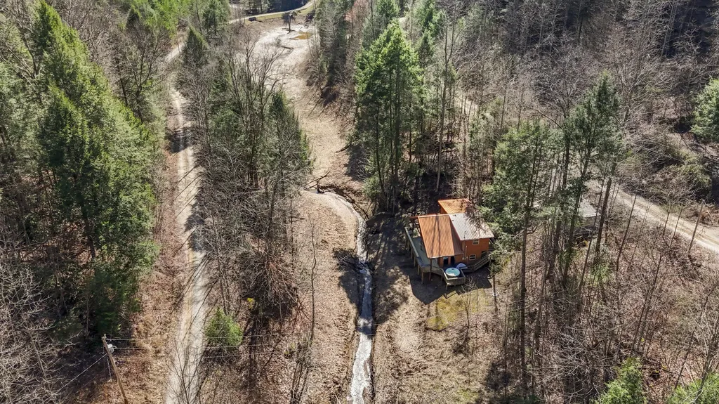 404 Paradise Drive Rogers KY 41365