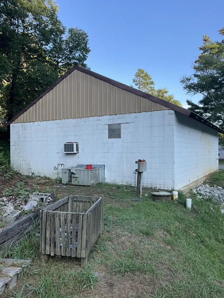 530 Muddy Gap Road Manchester KY 40962