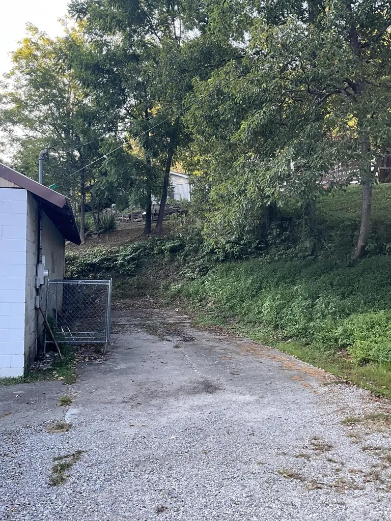 530 Muddy Gap Road Manchester KY 40962
