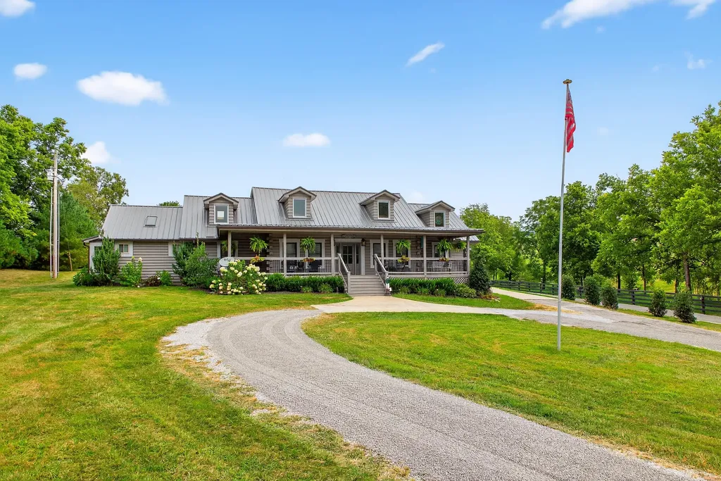 2100 Irvine Road Winchester KY 40391