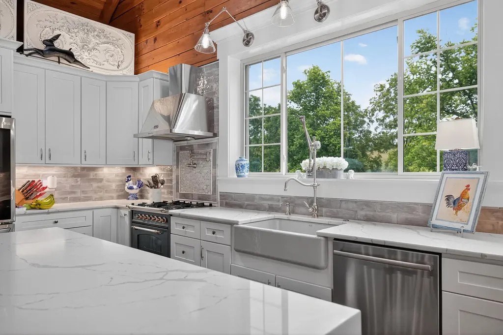 2100 Irvine Road Winchester KY 40391