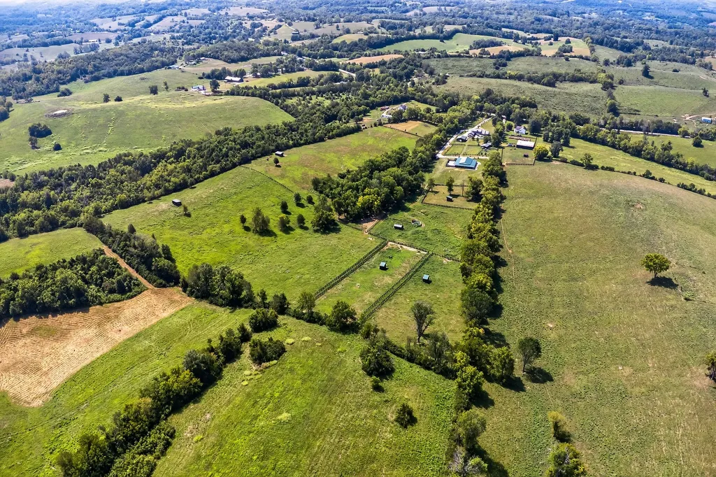 2100 Irvine Road Winchester KY 40391