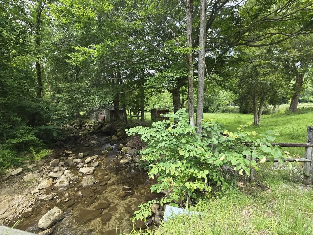 00 Highway 217 & 1344 Middlesboro KY 40965