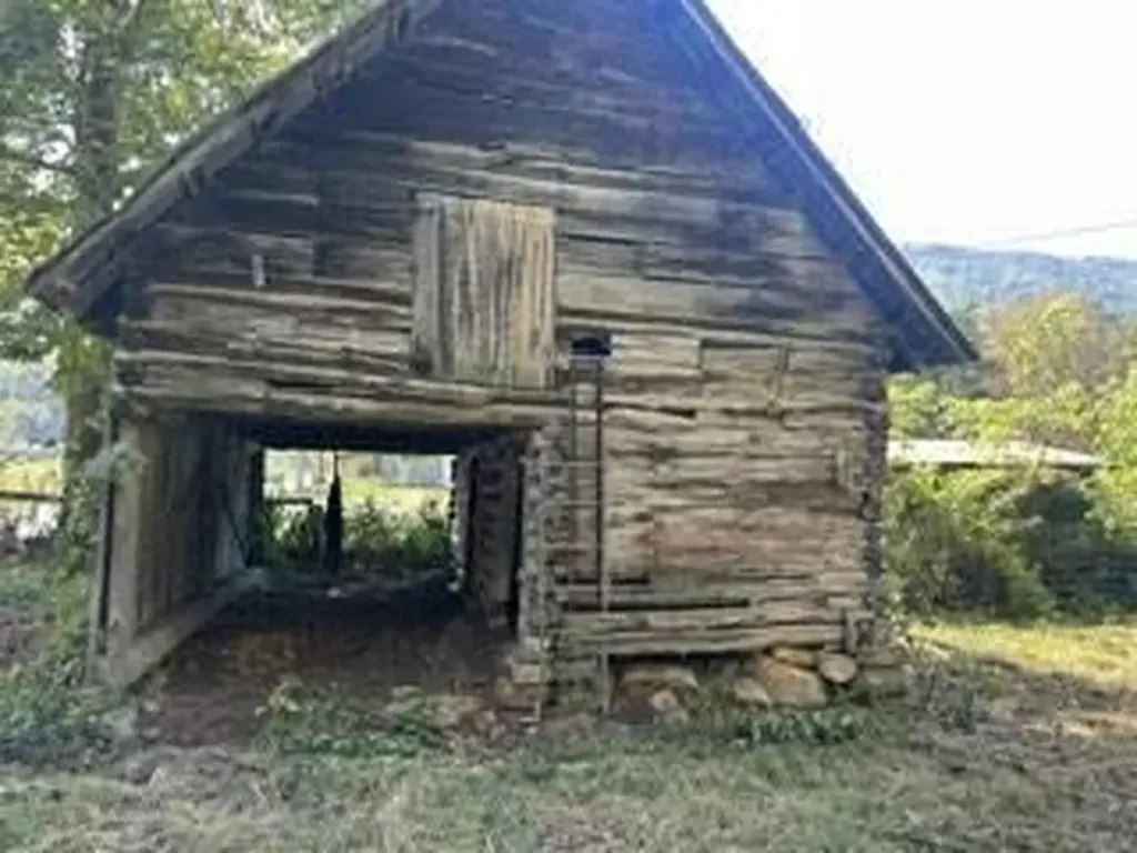 00 Highway 217 & 1344 Middlesboro KY 40965