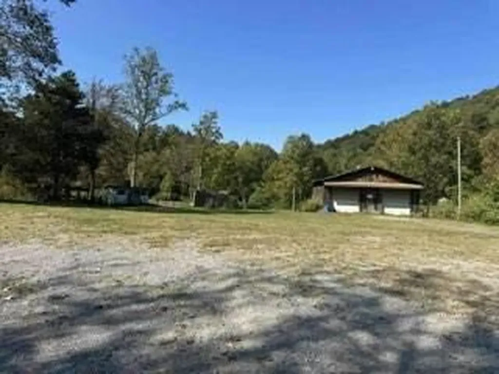 00 Highway 217 & 1344 Middlesboro KY 40965