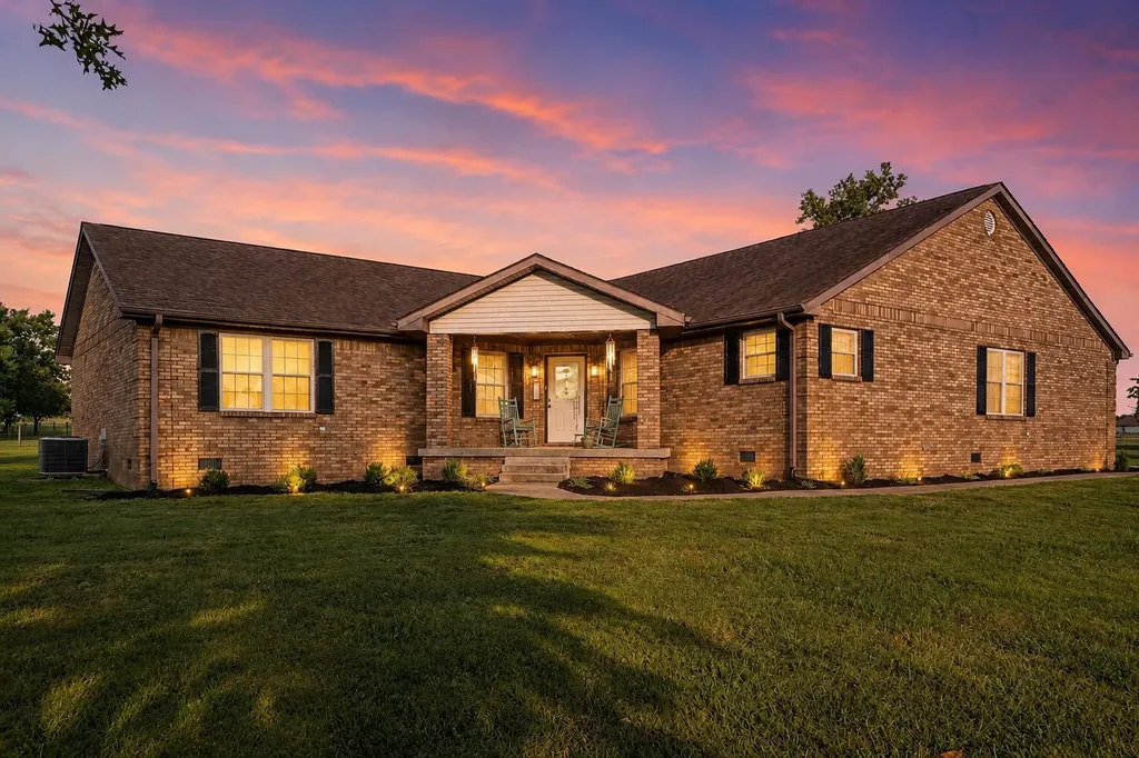 127 Man-o-war Drive Harrodsburg KY 40330