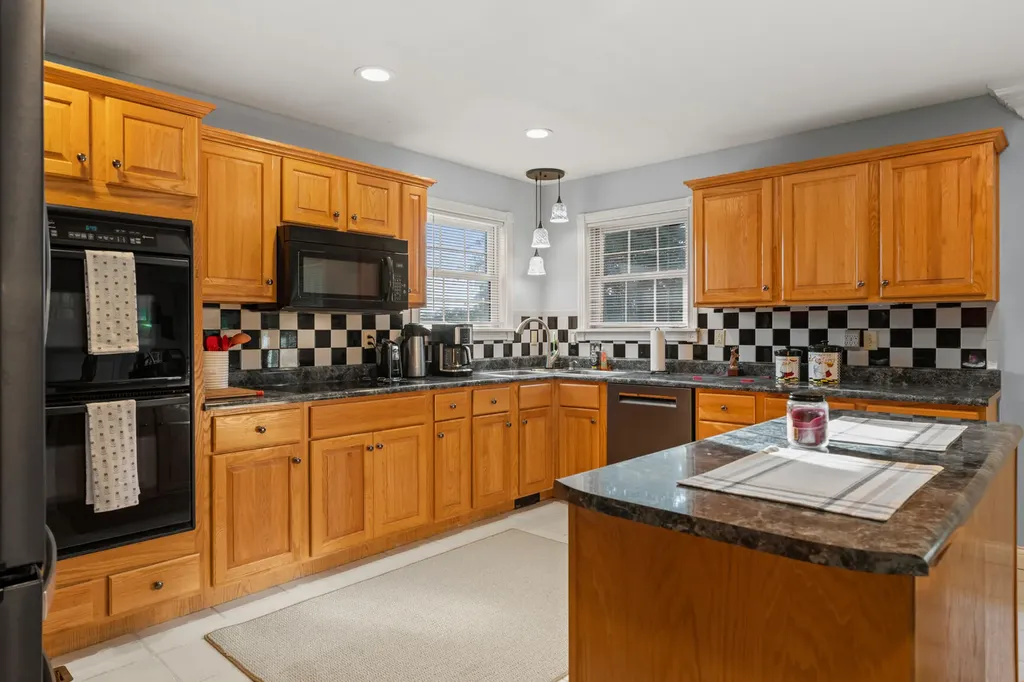 127 Man-o-war Drive Harrodsburg KY 40330