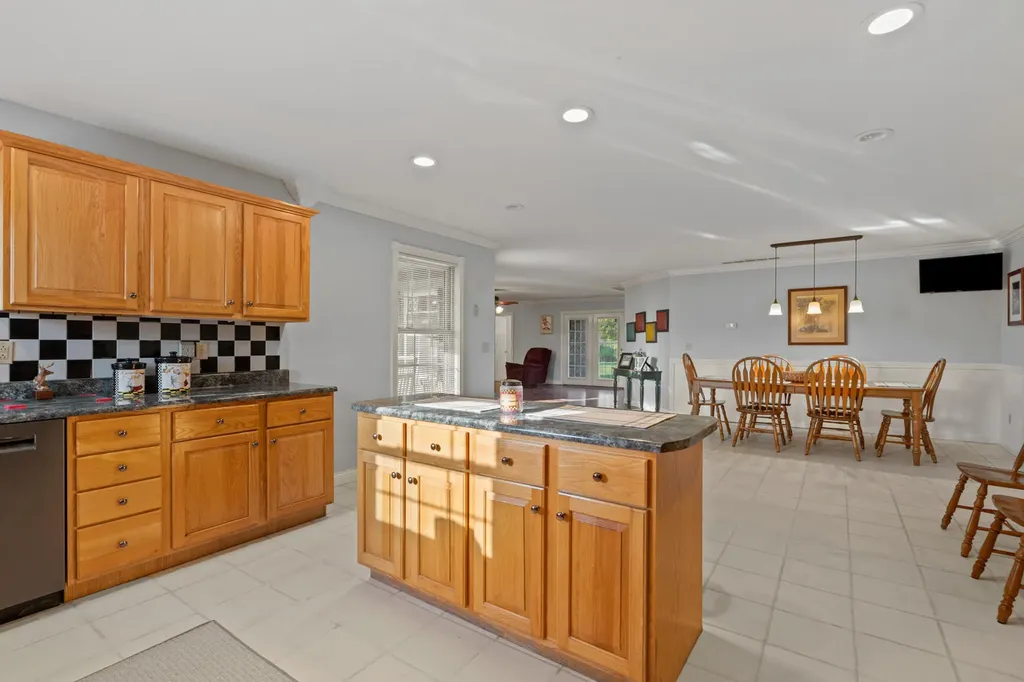 127 Man-o-war Drive Harrodsburg KY 40330