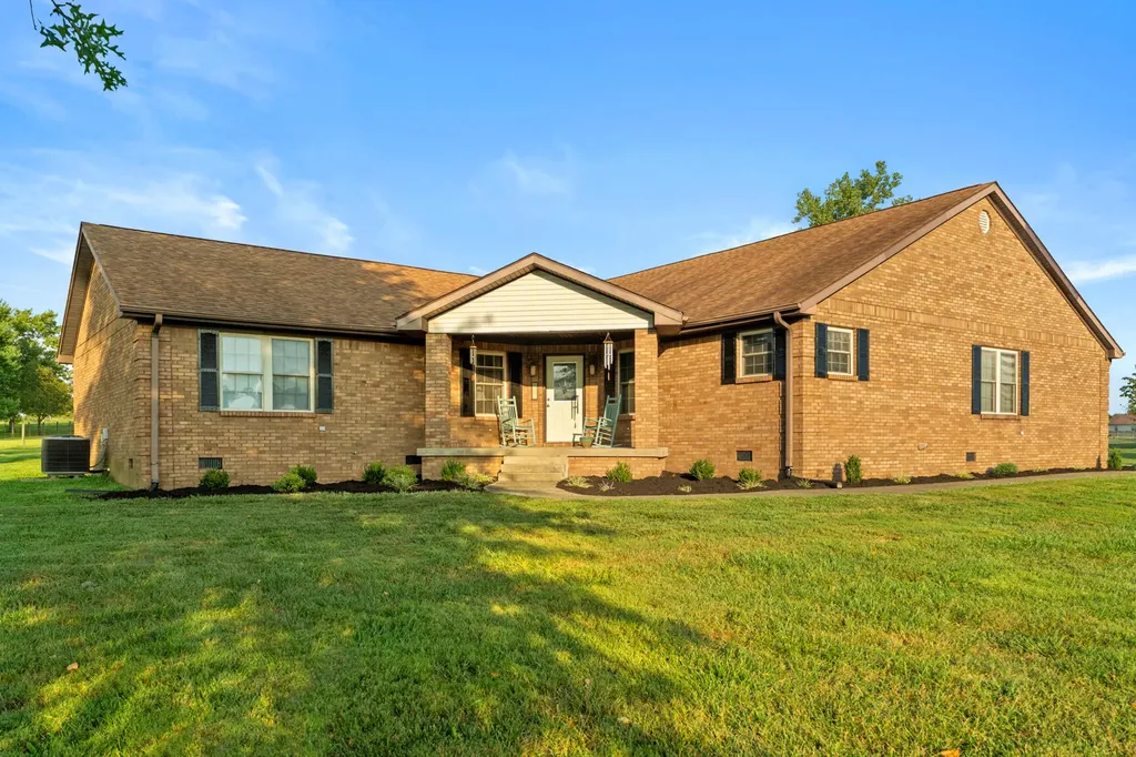 127 Man-o-war Drive Harrodsburg KY 40330