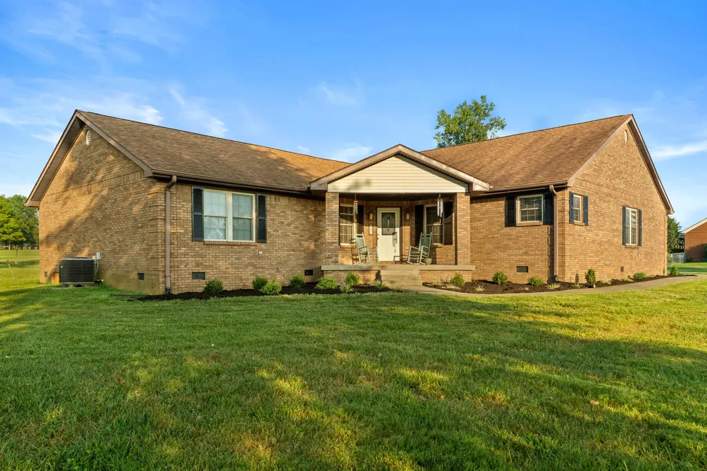 127 Man-o-war Drive Harrodsburg KY 40330