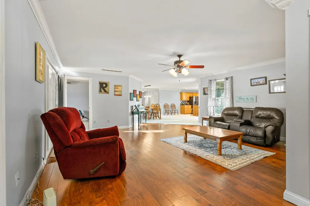 127 Man-o-war Drive Harrodsburg KY 40330