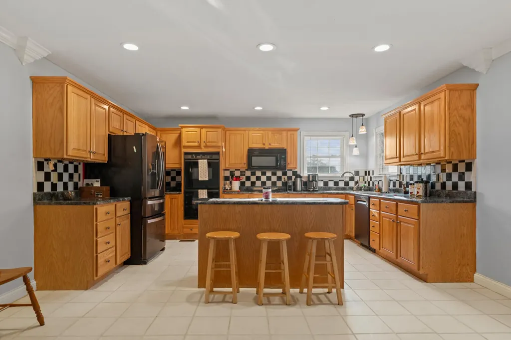127 Man-o-war Drive Harrodsburg KY 40330