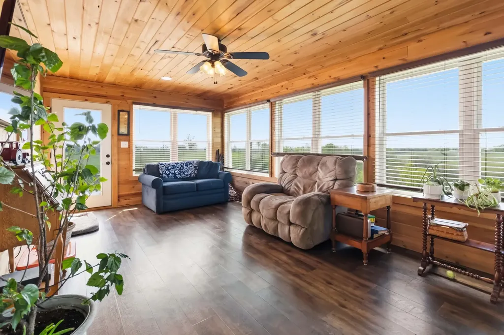 261 Landyn Brooke Way Lancaster KY 40444