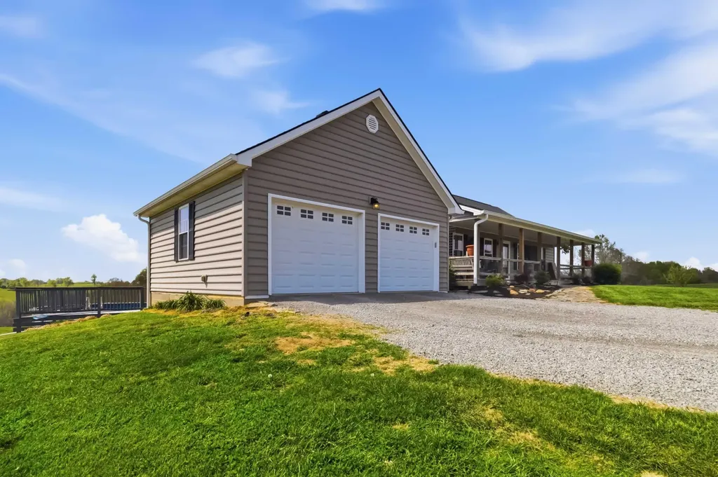 261 Landyn Brooke Way Lancaster KY 40444