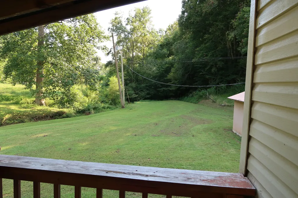 2683 Turkey Creek Road Barbourville KY 40906